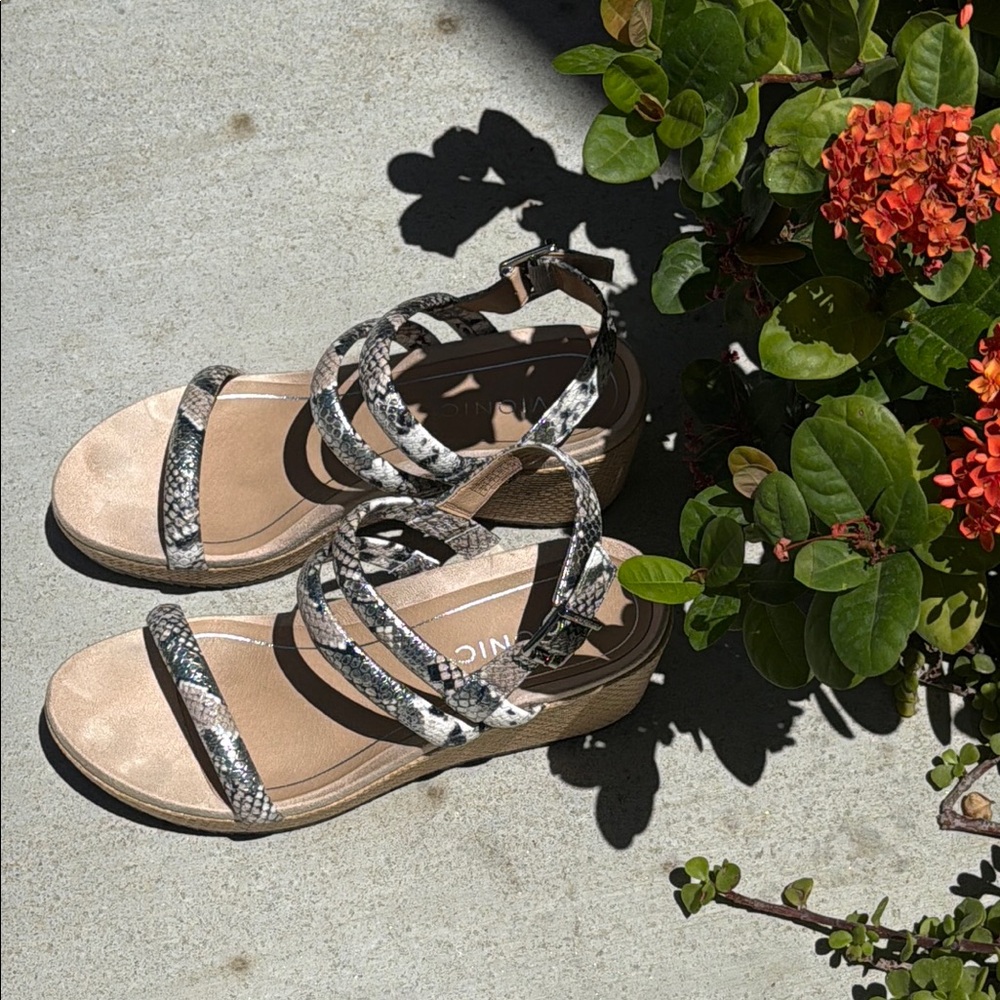 Vionic Kora Snake Print Leather Raffia Boa Strapp… - image 7